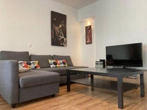 Appartement spacieux hyper centre Secteur Liberté
